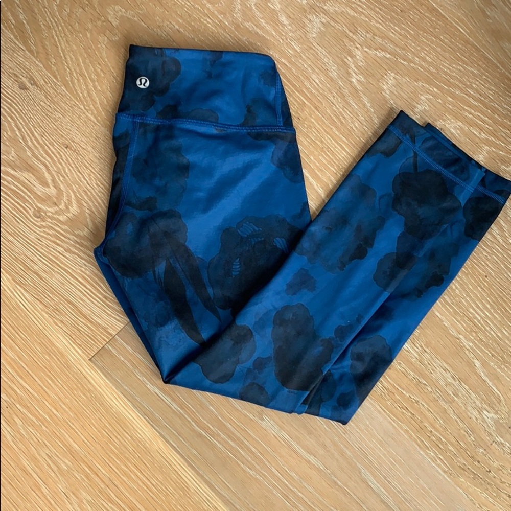 Lululemon Wunder Under Crop II in Full-On Luxtreme